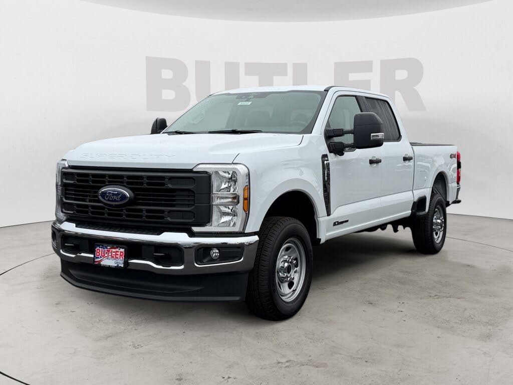 2026 Ford F-350 Super Duty XL Crew Cab 4WD