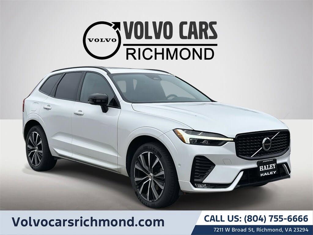2023 Volvo XC60 B5 Plus Dark Theme FWD