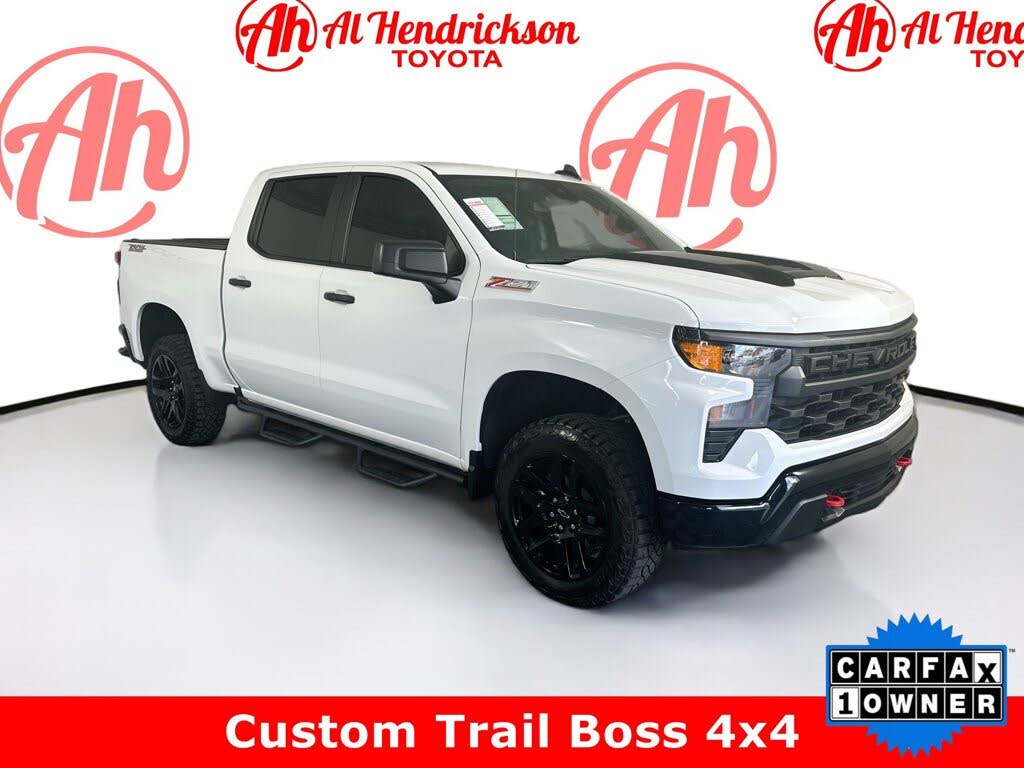 2024 Chevrolet Silverado 1500 Custom Trail Boss Crew Cab 4WD