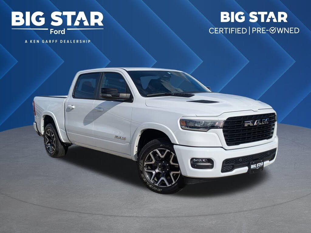 2025 RAM 1500 Laramie Crew Cab 4WD