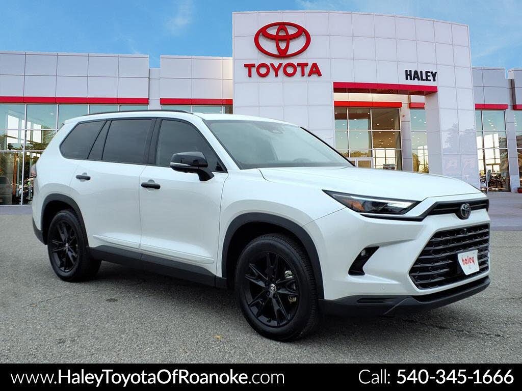 2025 Toyota Grand Highlander Hybrid Nightshade AWD