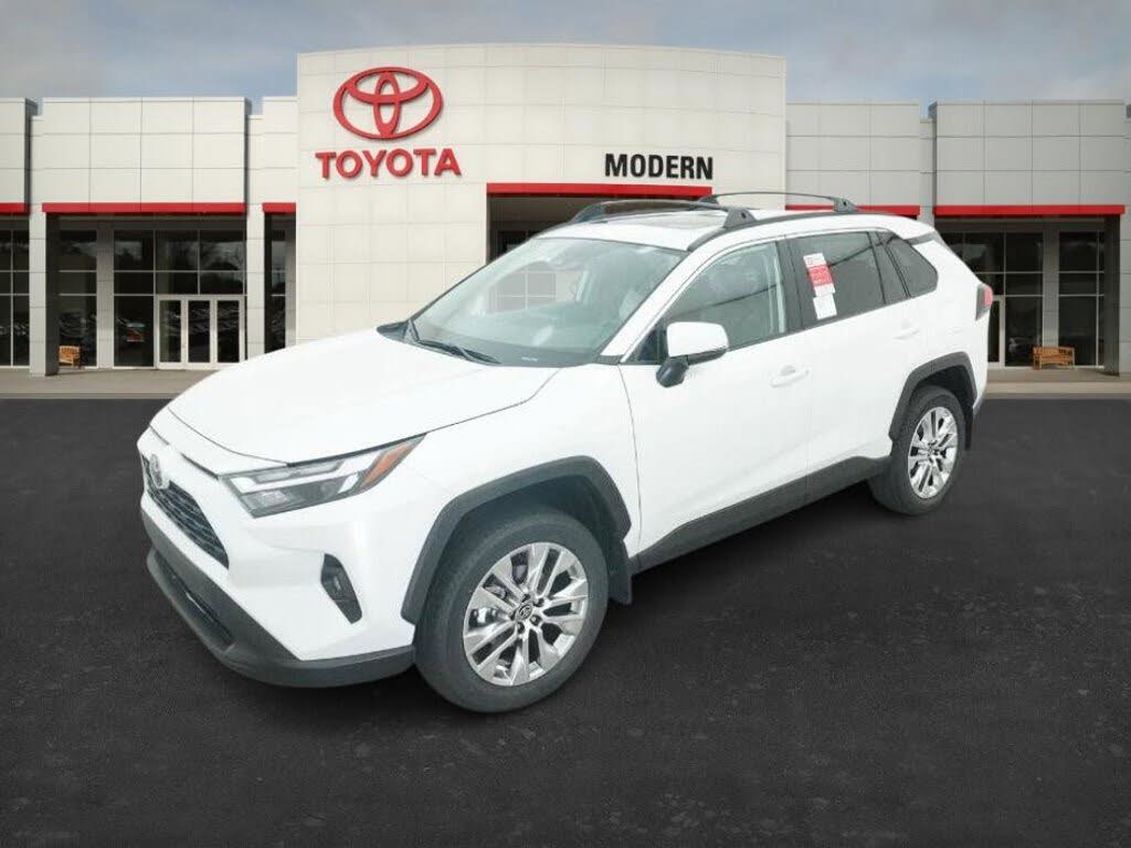 2025 Toyota RAV4 XLE Premium FWD