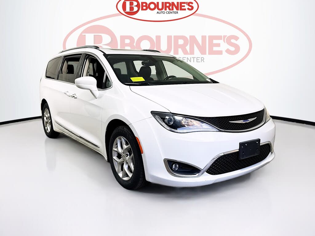 2018 Chrysler Pacifica Touring L Plus FWD