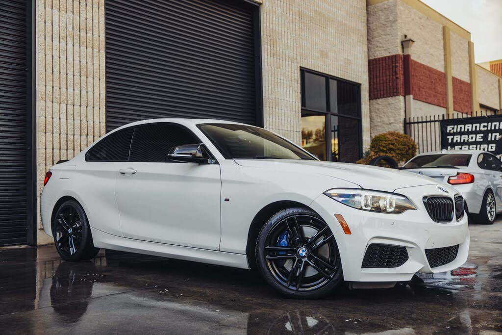 2019 BMW 2 Series M240i Coupe RWD