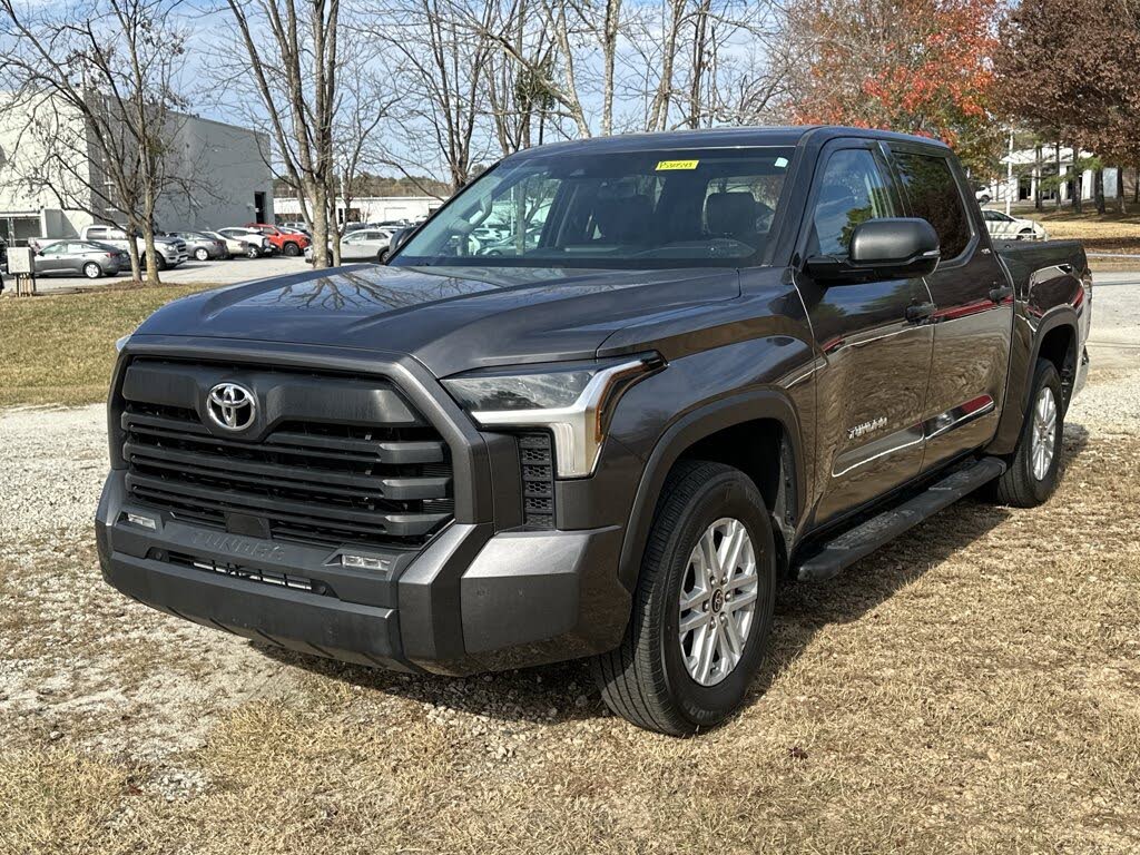 2022 Toyota Tundra SR5 CrewMax Cab RWD