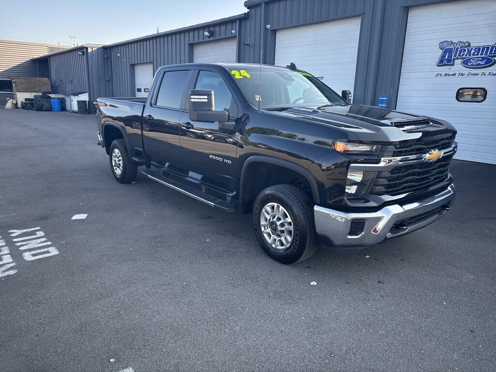 2024 Chevrolet Silverado 2500HD LT Crew Cab 4WD