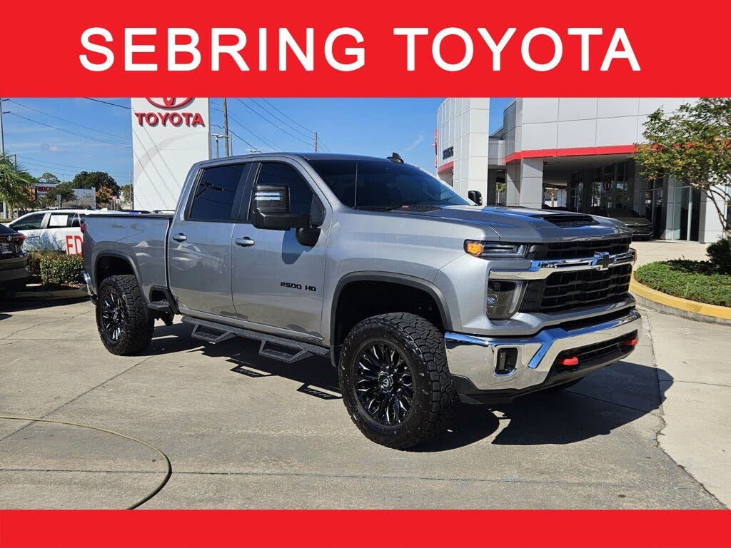 2025 Chevrolet Silverado 2500HD LT Crew Cab 4WD