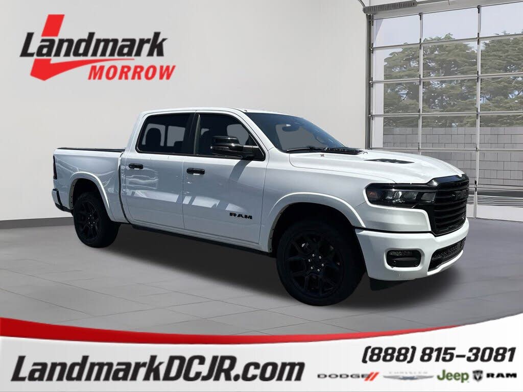 2025 RAM 1500 Laramie Crew Cab 4WD