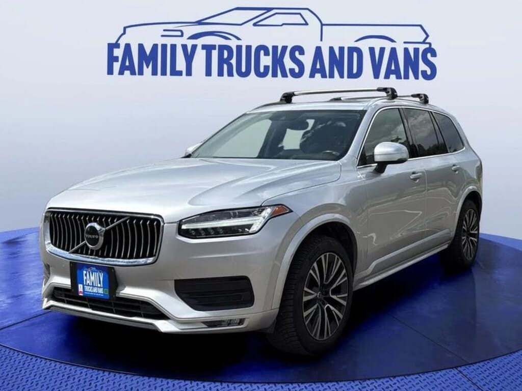 2020 Volvo XC90 T6 Momentum 7-Passenger AWD