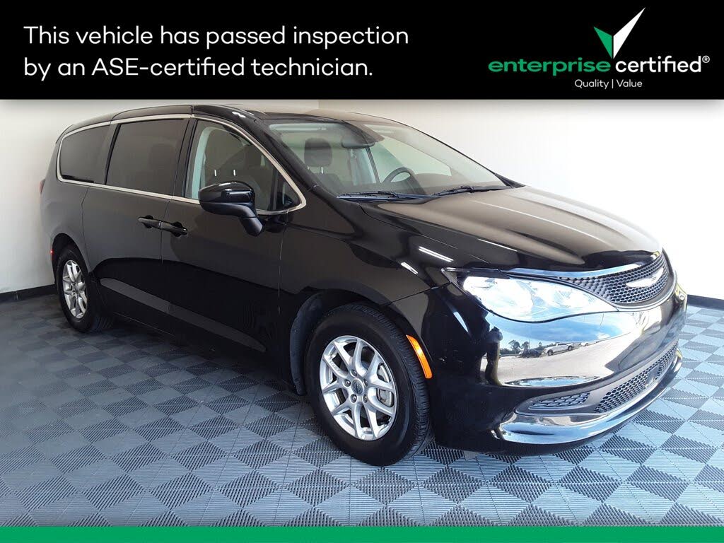 2024 Chrysler Voyager LX FWD