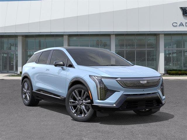 2025 Cadillac OPTIQ Sport 2 AWD