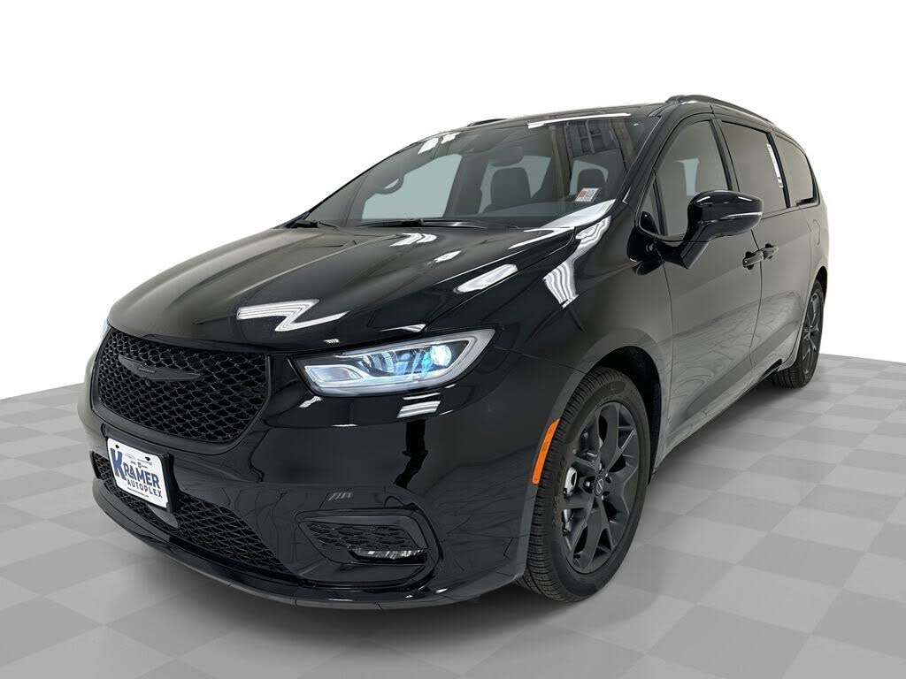 2026 Chrysler Pacifica Limited FWD