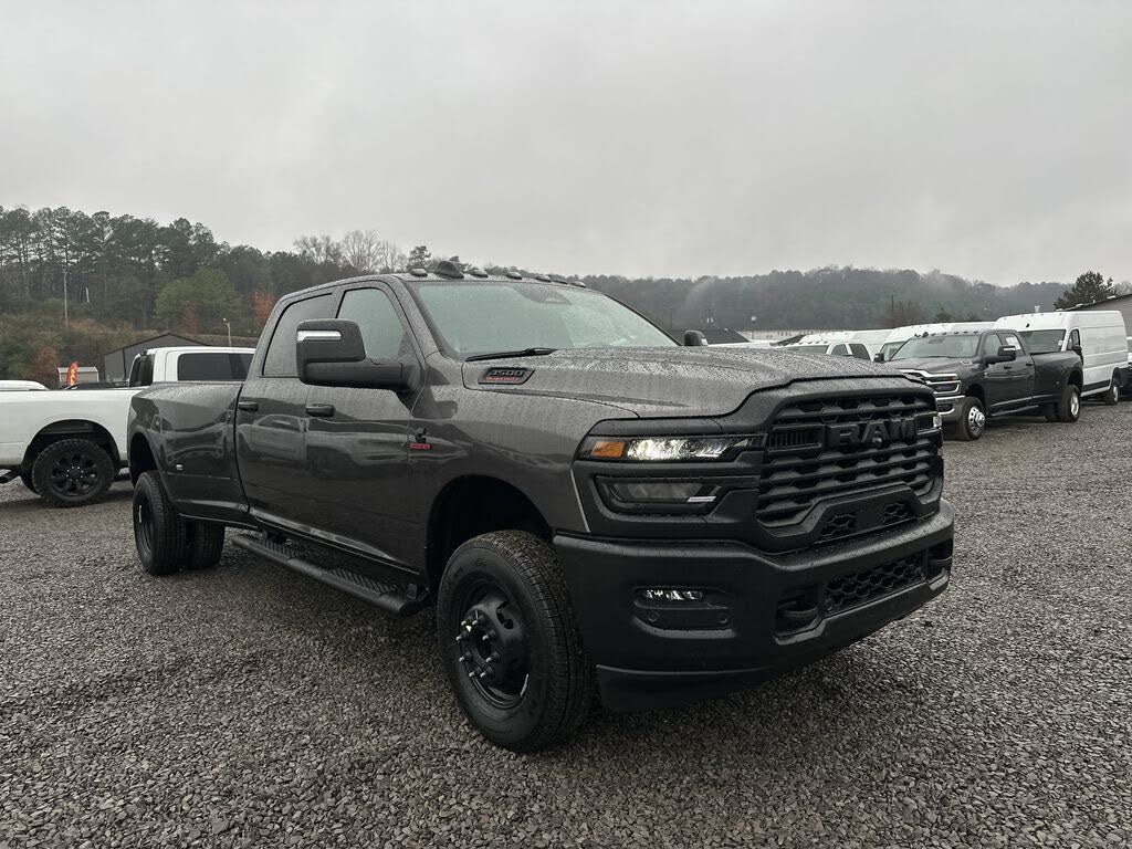 2026 RAM 3500 Tradesman Crew Cab LB DRW 4WD