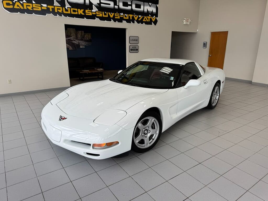 1998 Chevrolet Corvette Coupe RWD