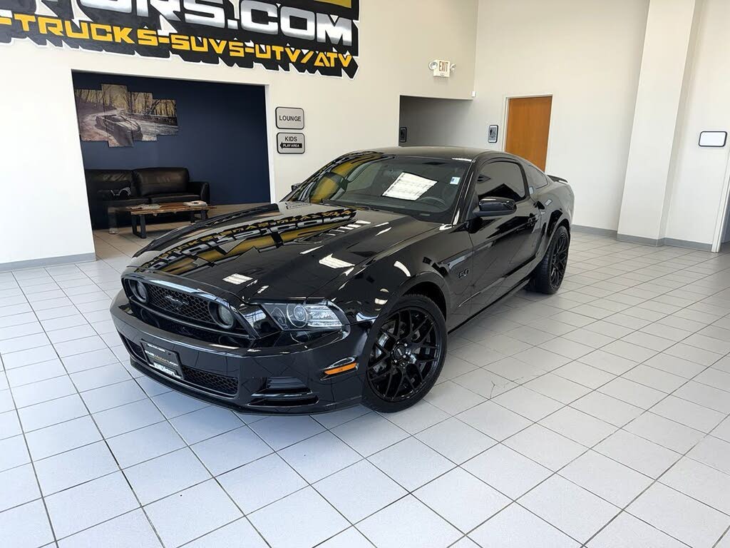 2013 Ford Mustang GT Coupe RWD