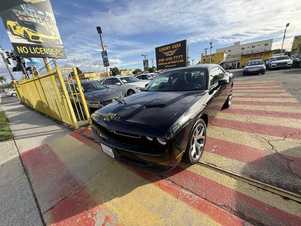 2015 Dodge Challenger SXT Plus RWD