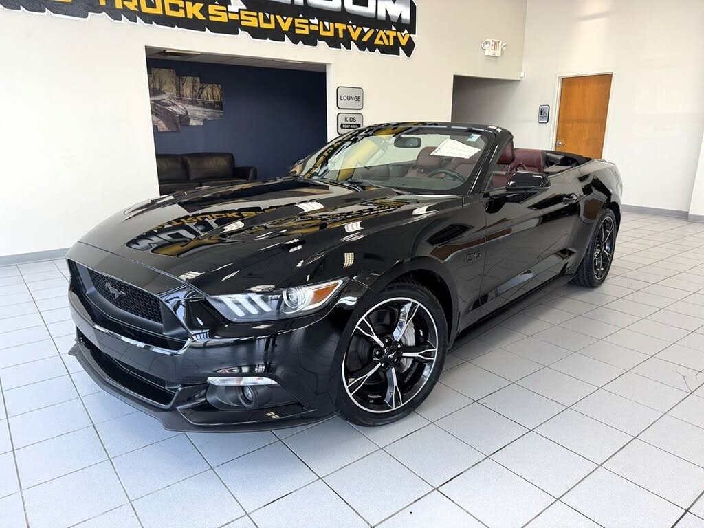 2017 Ford Mustang GT Premium Convertible RWD