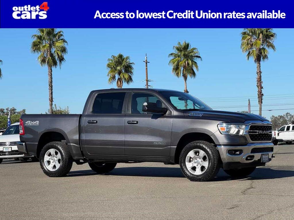 2022 RAM 1500 Big Horn Crew Cab 4WD