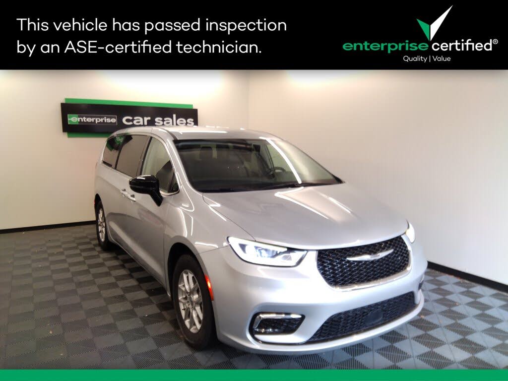 2024 Chrysler Pacifica Touring L FWD