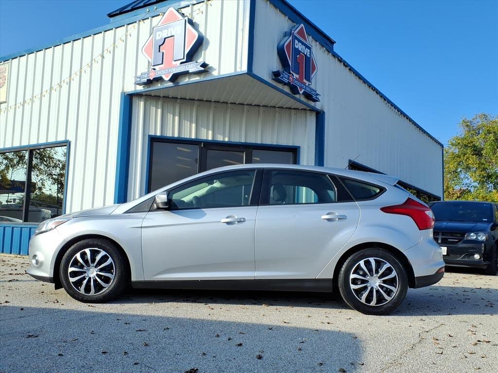 2012 Ford Focus SE Hatchback