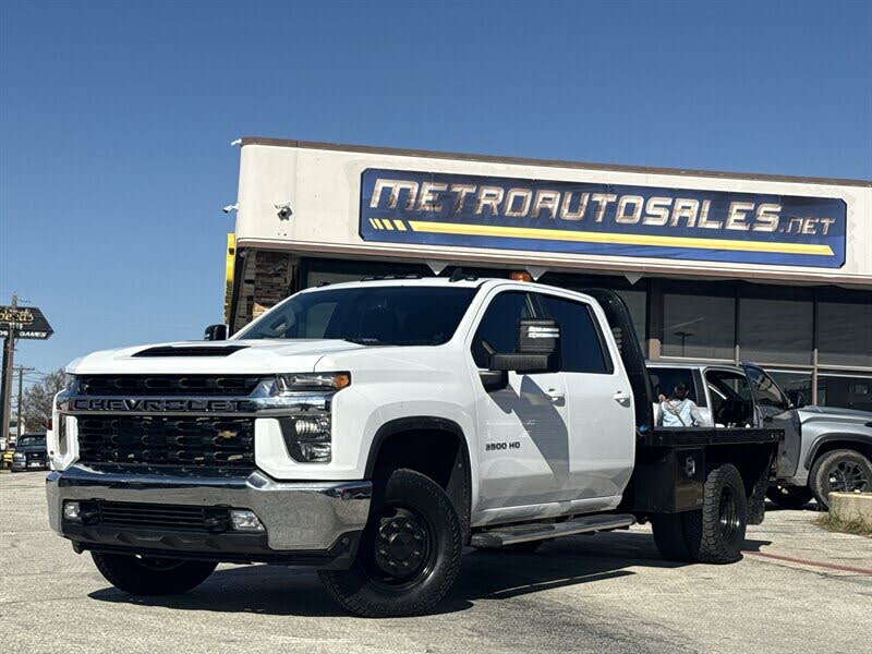 2023 Chevrolet Silverado 3500HD Chassis LT Crew Cab 4WD