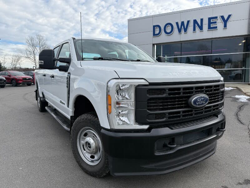 2023 Ford F-250 Super Duty XLT Crew Cab 4WD