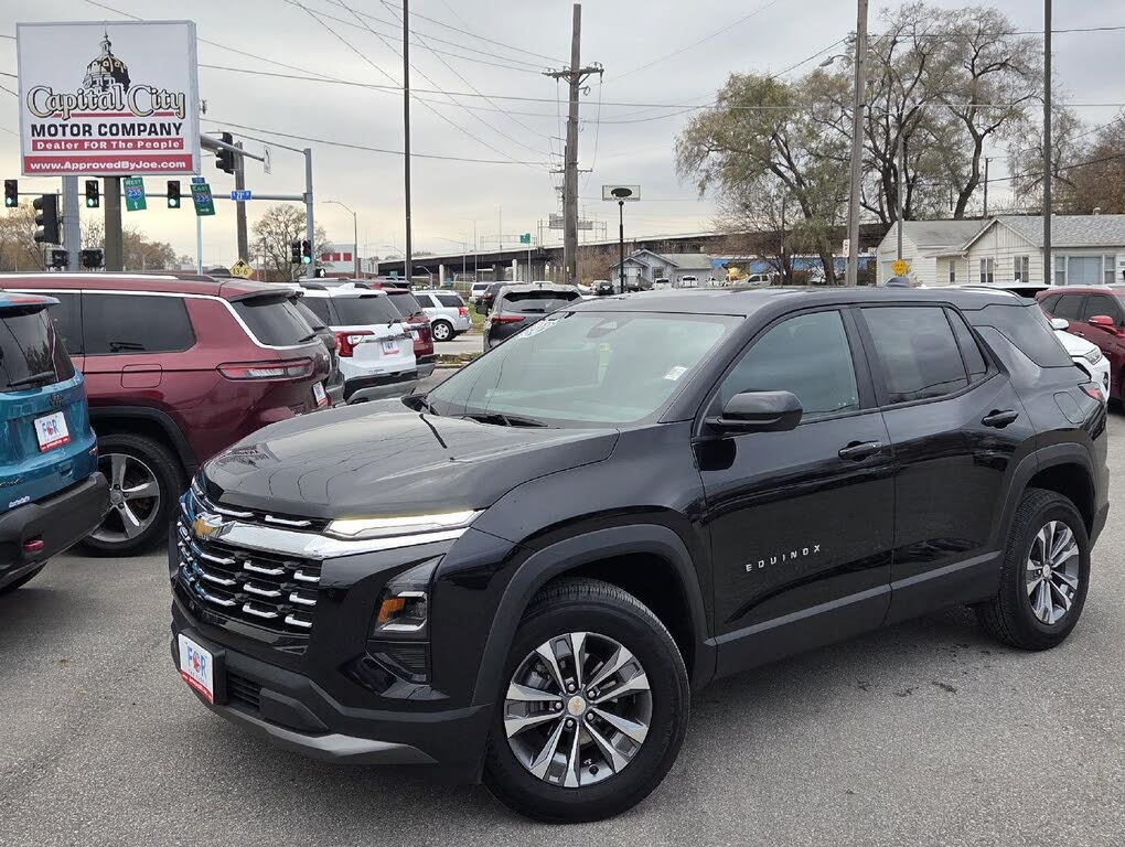 2025 Chevrolet Equinox LT FWD