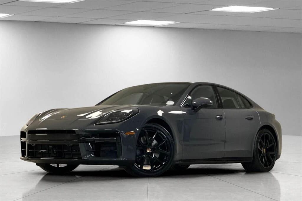 2025 Porsche Panamera 4 AWD