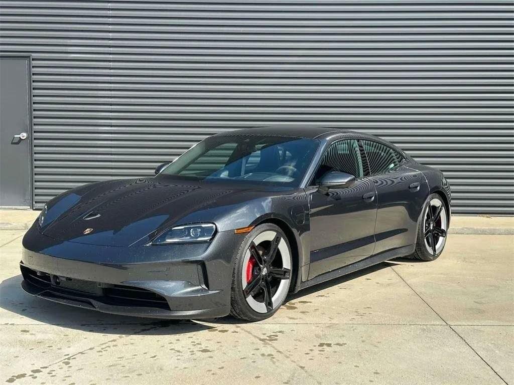2025 Porsche Taycan