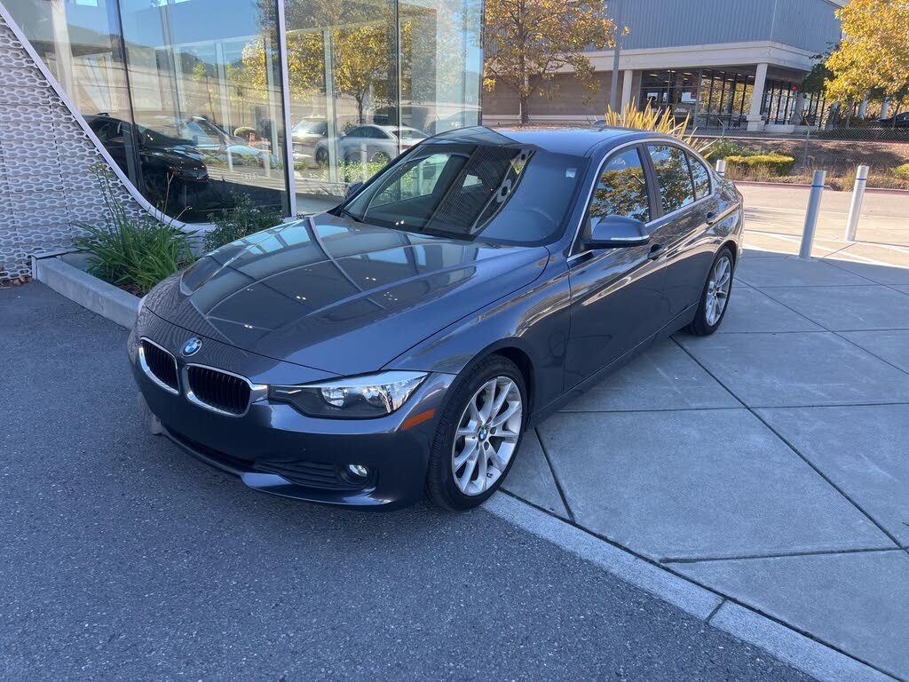 2015 BMW 3 Series 320i Sedan RWD