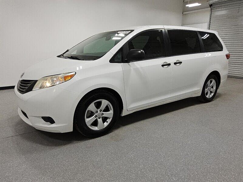 2017 Toyota Sienna L 7-Passenger FWD