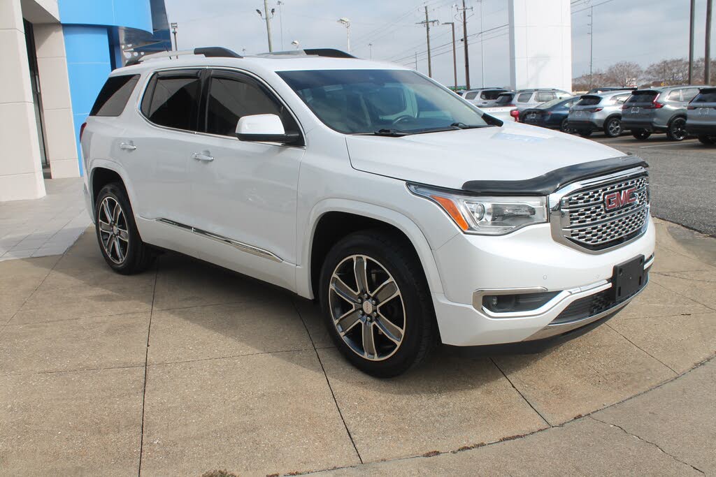 2018 GMC Acadia Denali FWD
