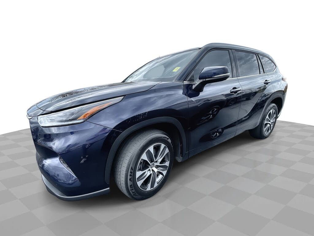 2021 Toyota Highlander XLE FWD