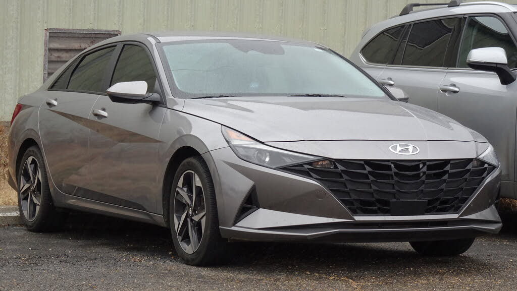2023 Hyundai Elantra SEL FWD