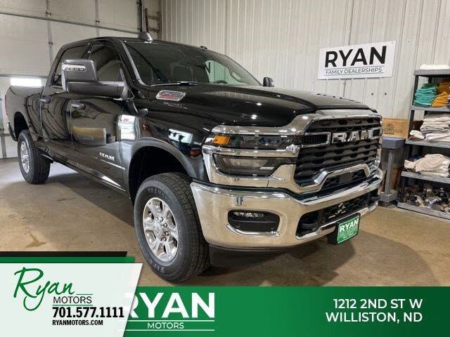 2025 RAM 2500 Big Horn Crew Cab 4WD