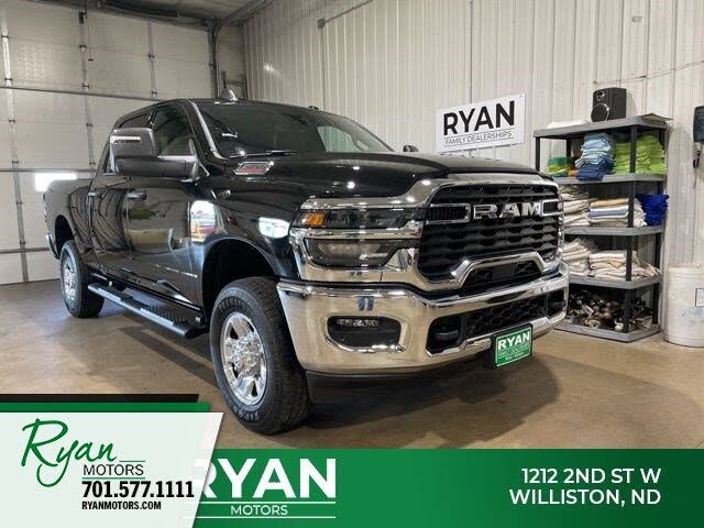 2025 RAM 2500 Tradesman Crew Cab 4WD