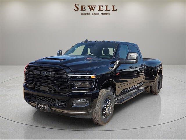 2026 RAM 3500 Laramie Crew Cab LB DRW 4WD
