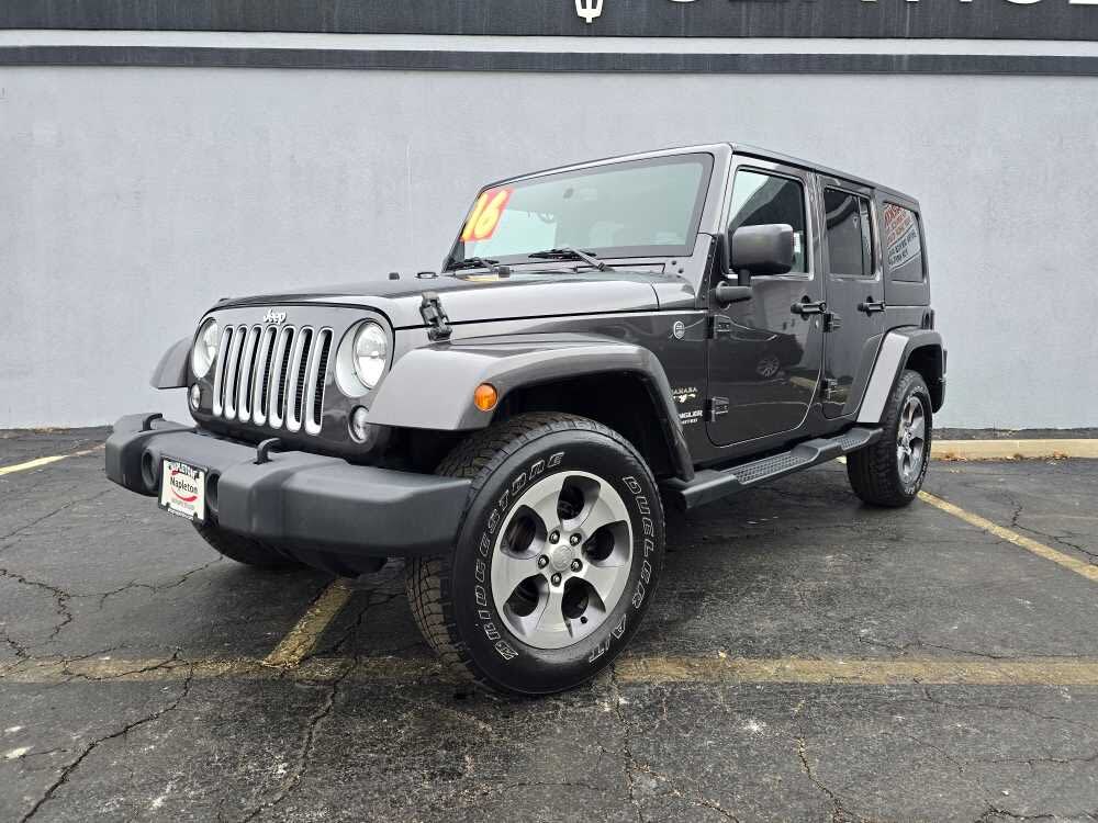 2016 Jeep Wrangler Unlimited Sahara 4WD