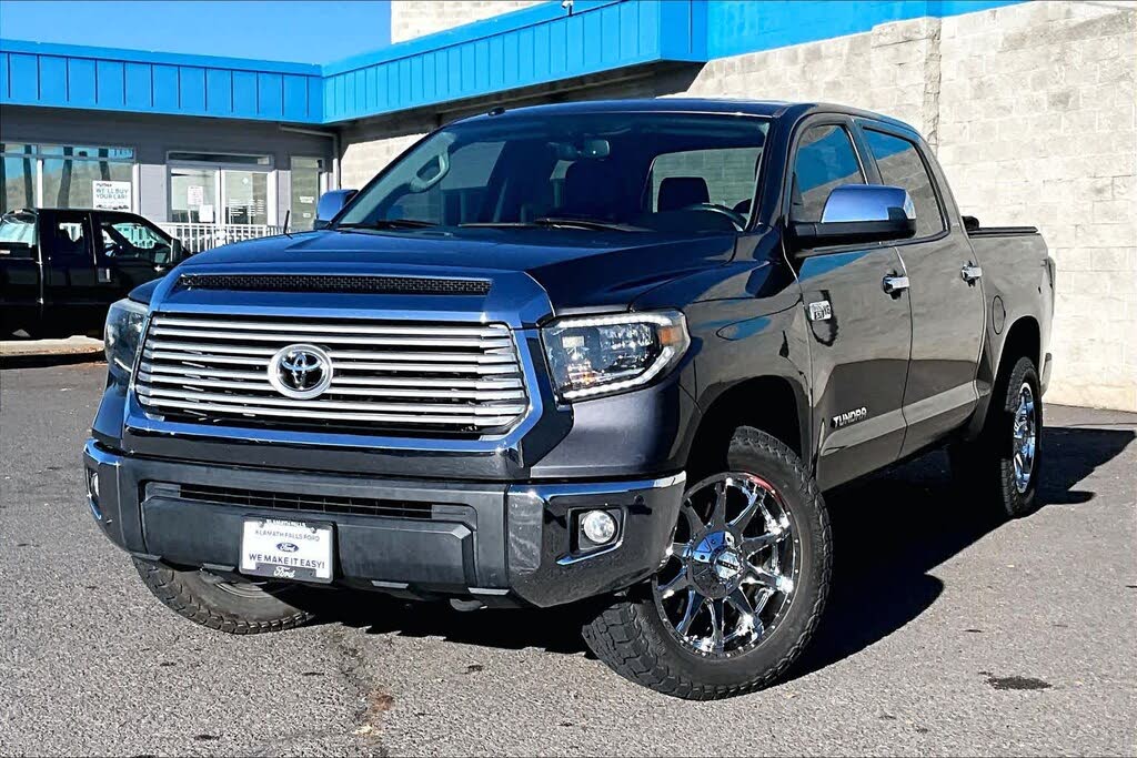 2017 Toyota Tundra Limited CrewMax 5.7L 4WD