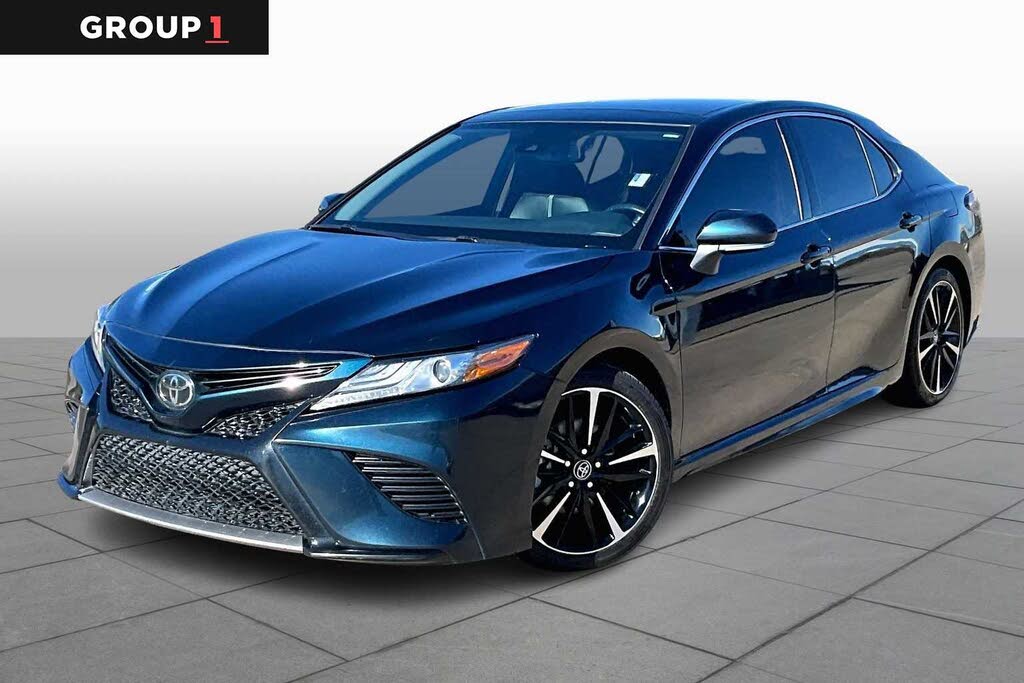2019 Toyota Camry XSE FWD