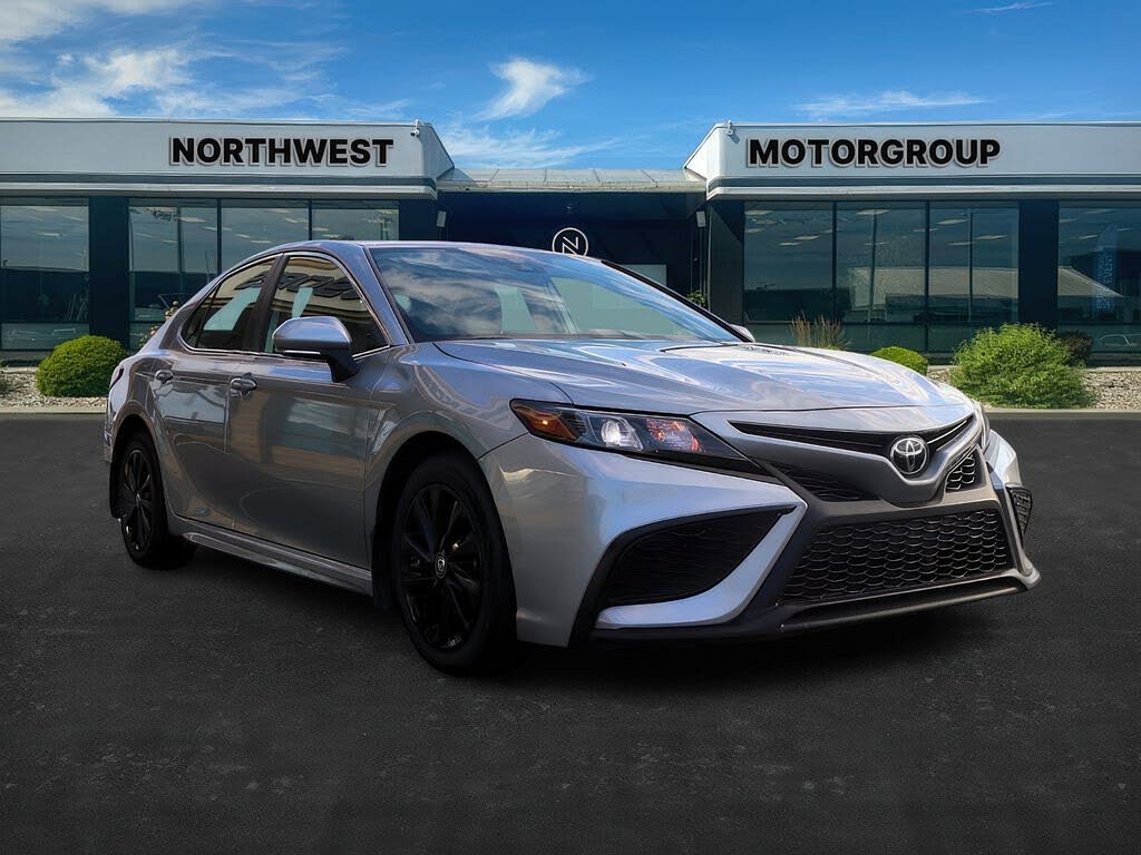 2023 Toyota Camry SE FWD