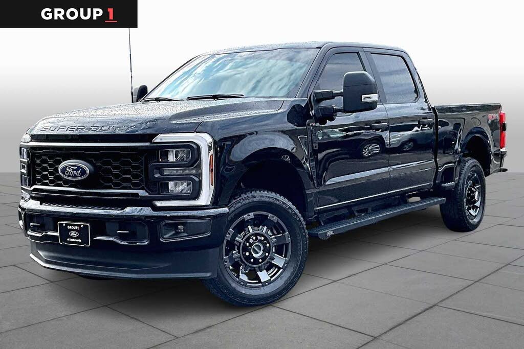 2024 Ford F-250 Super Duty XL Crew Cab 4WD