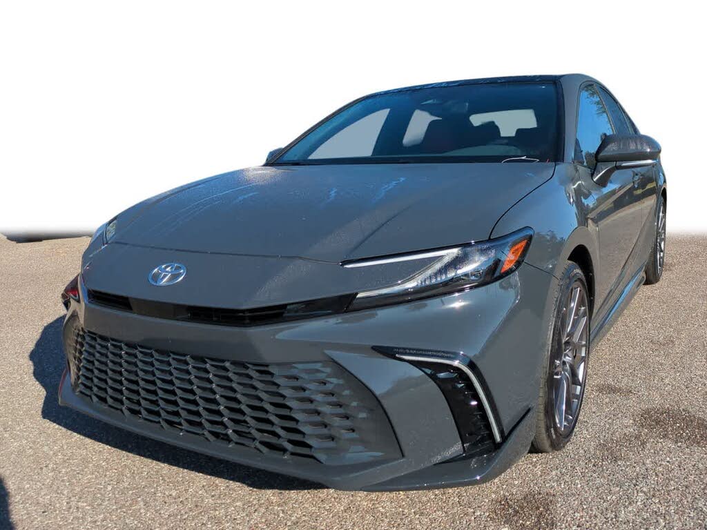 2025 Toyota Camry XSE FWD
