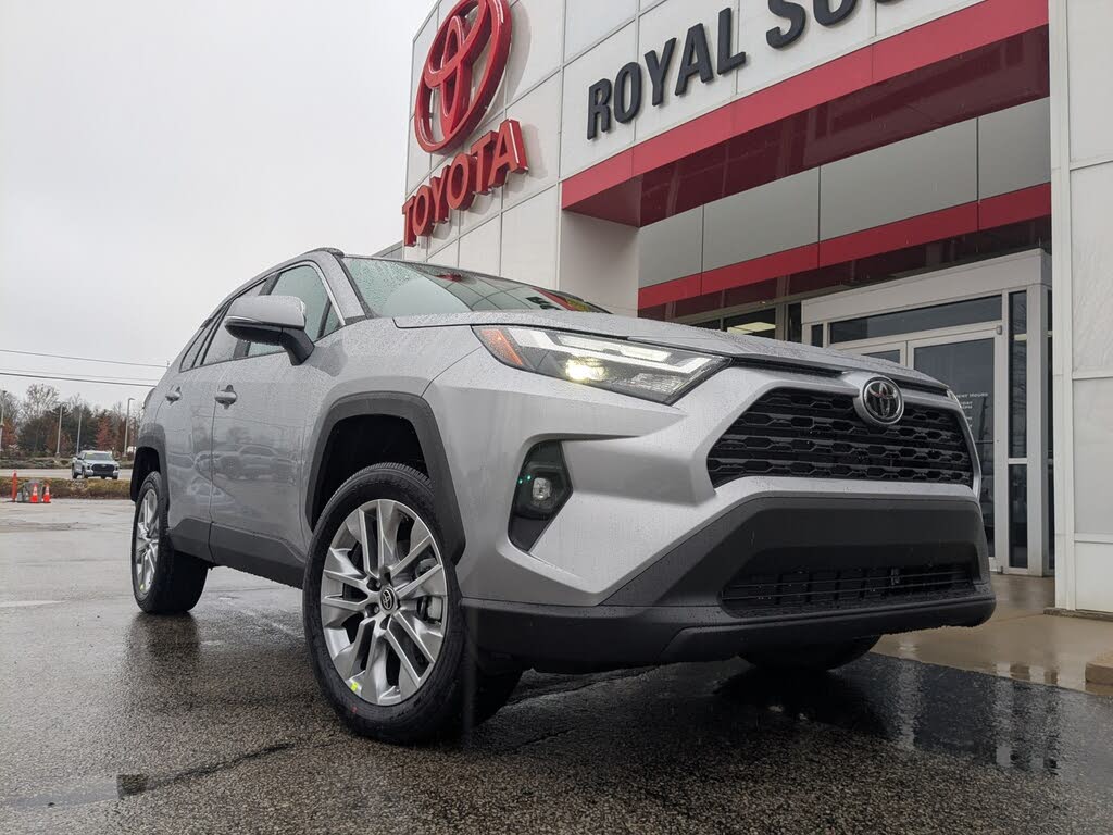 2025 Toyota RAV4 XLE Premium AWD