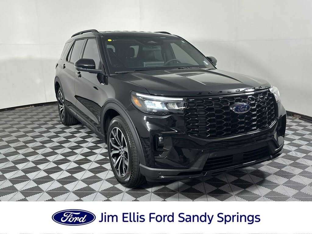 2026 Ford Explorer ST-Line RWD