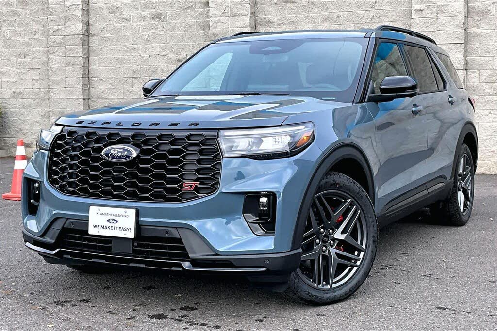 2026 Ford Explorer ST AWD