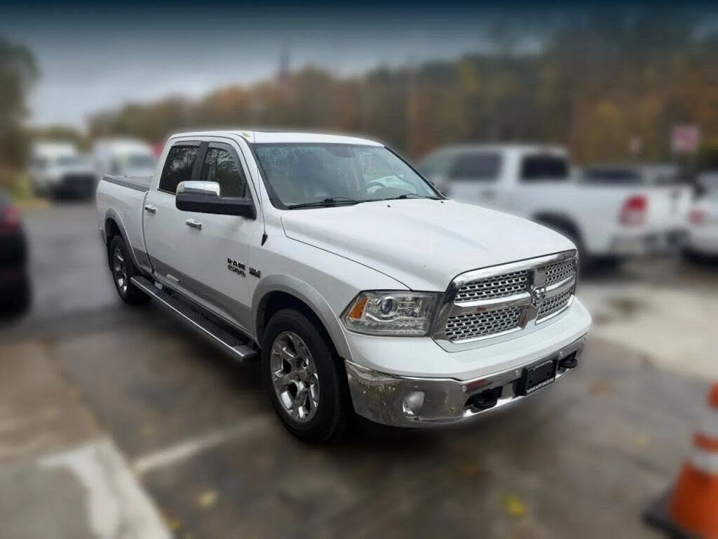 2015 RAM 1500 Laramie Crew Cab 4WD