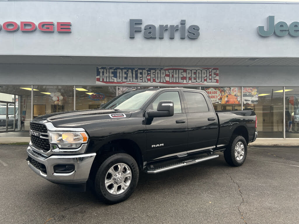2024 RAM 2500 Big Horn Crew Cab 4WD