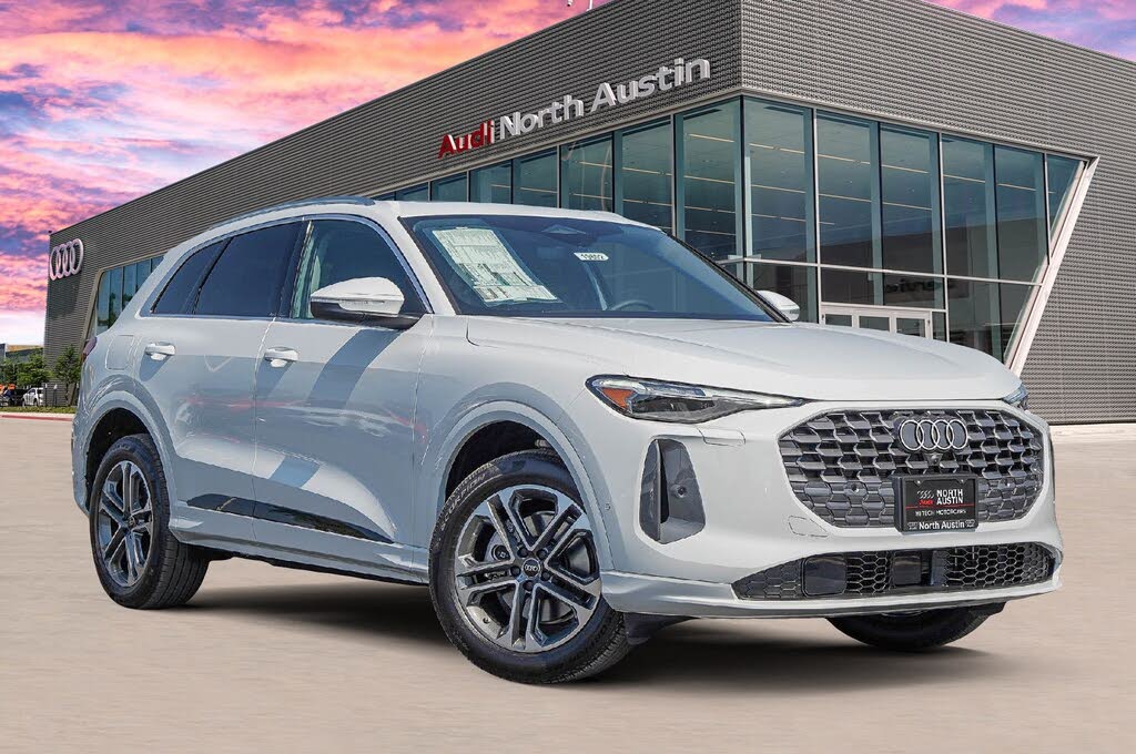 2025 Audi Q5 quattro Premium Plus 40 TFSI