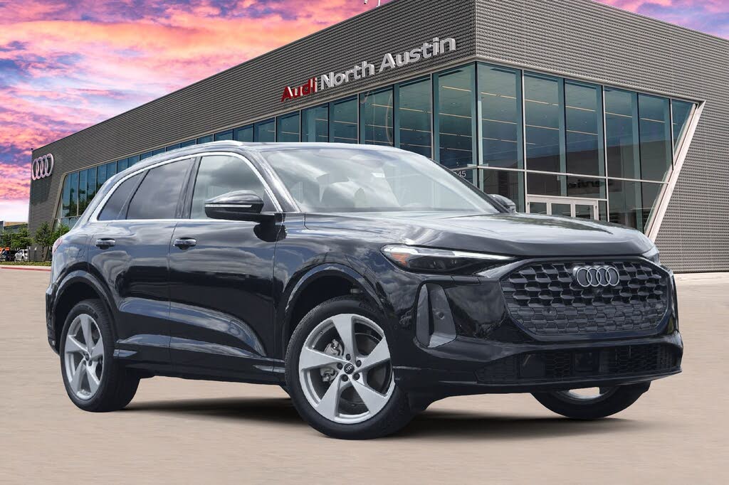 2025 Audi Q5 quattro Premium Plus 40 TFSI